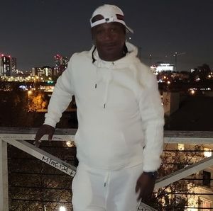 Meet your Posher, Chuck